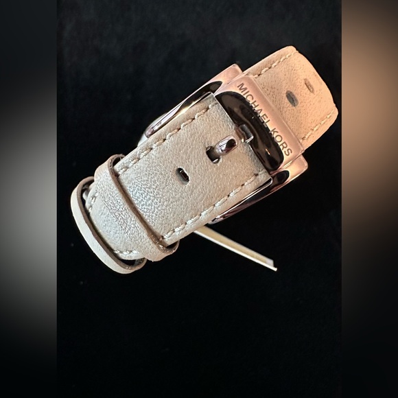 MICHAEL KORS Sawyer Chronograph Sable Dial Ladies Watch - Picture 11 of 16